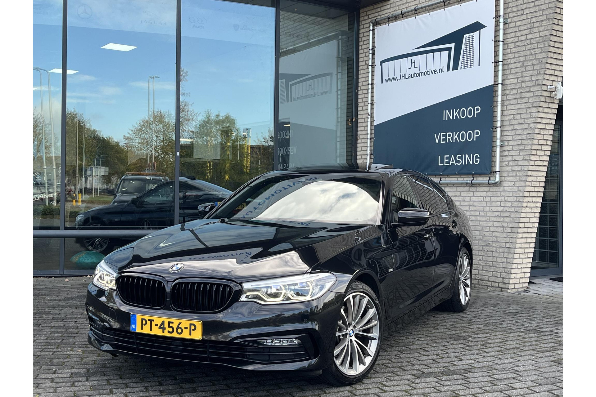 BMW 5 Serie 520d High Executive*DAKJE*HUD*CRUISE*NAVI.PROF*LED